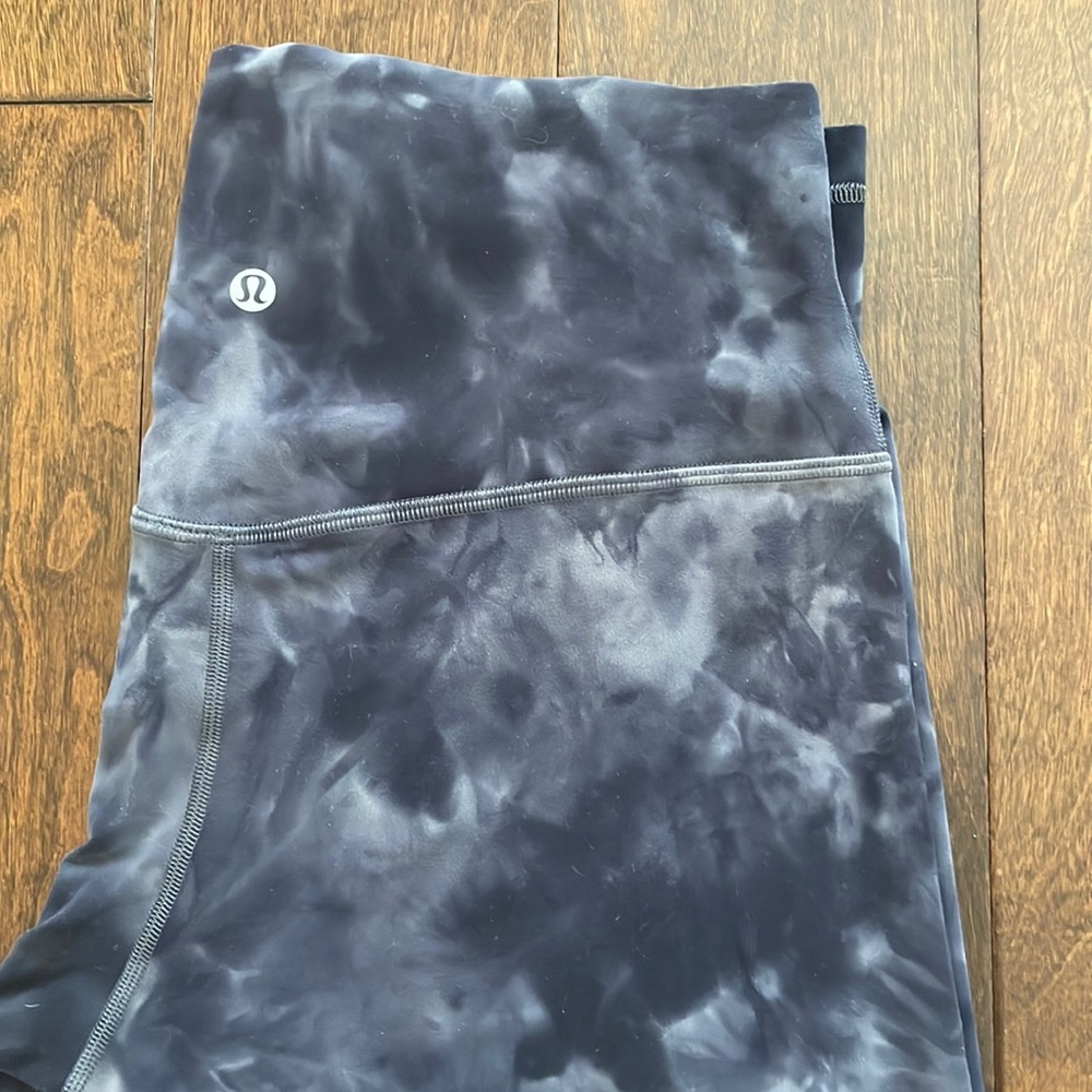 Lululemon Cropped aligned